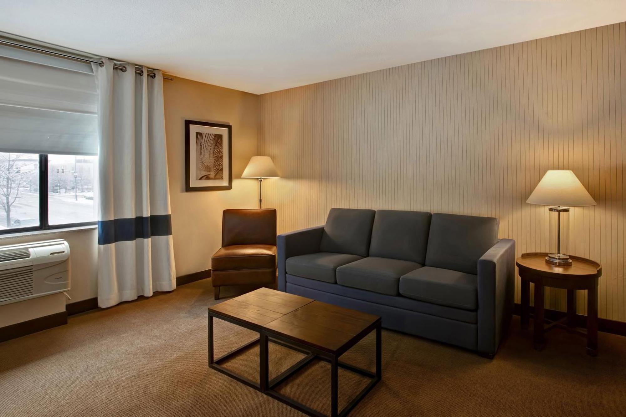 Four Points By Sheraton Peoria Exteriér fotografie